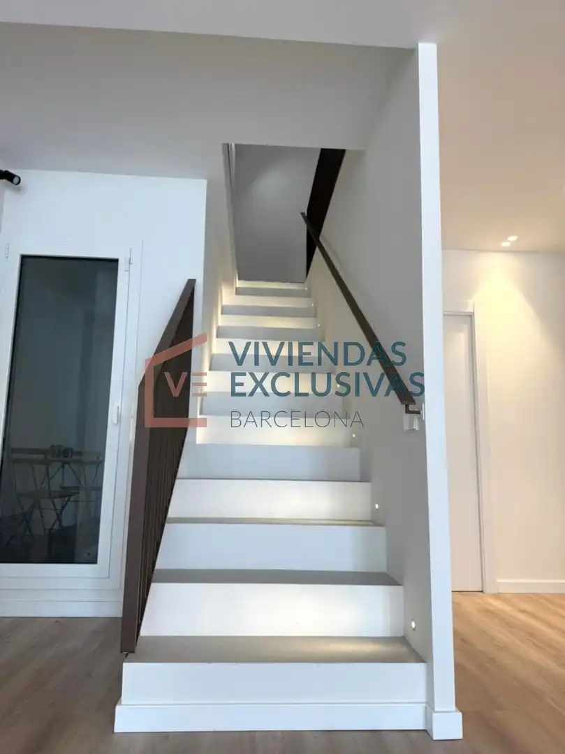 Dúplex en venda en Barcelona amb Parquet, Balcó i Alarma