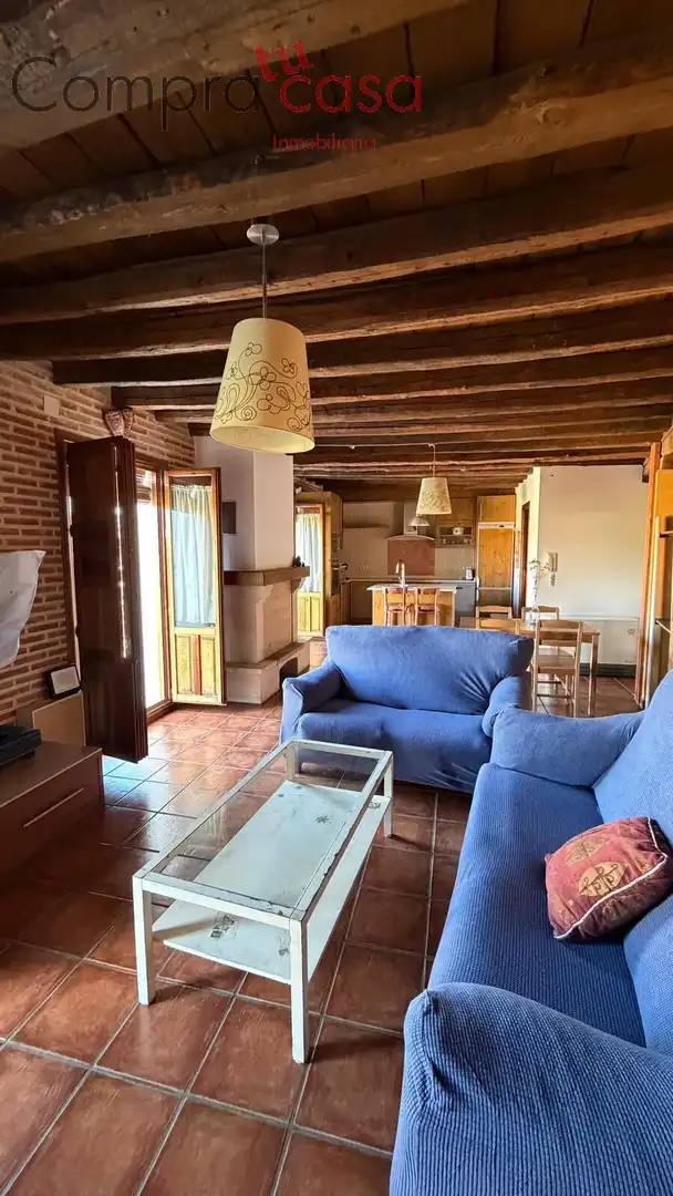 Living room of Flat for rent in Segovia  with Heating, Storage room and Balcony