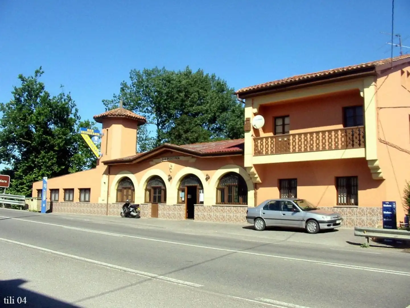 Business premises for sale in Oviedo - Carretera COLLOTO