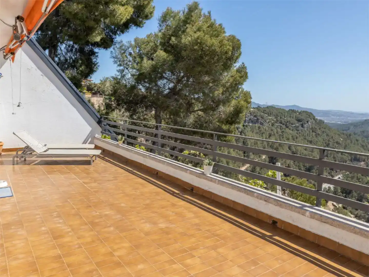 Terrassa de Casa o xalet en venda en Corbera de Llobregat amb Piscina i Balcó