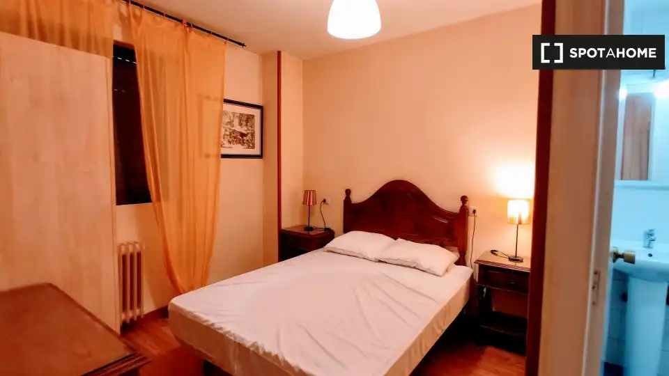 Room in Santa Marta de Tormes