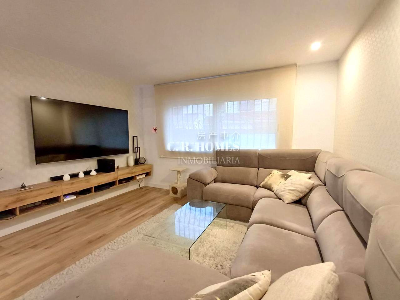 Living room of Single-family semi-detached for sale in Getafe  with Air Conditioner, Heating and Private garden