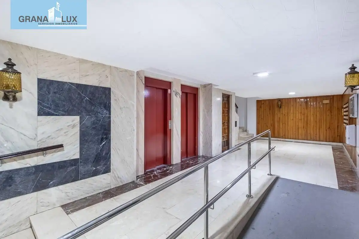 Appartamento con ascensore in vendita a Calle Doctor Fermín Garrido, imagen 28