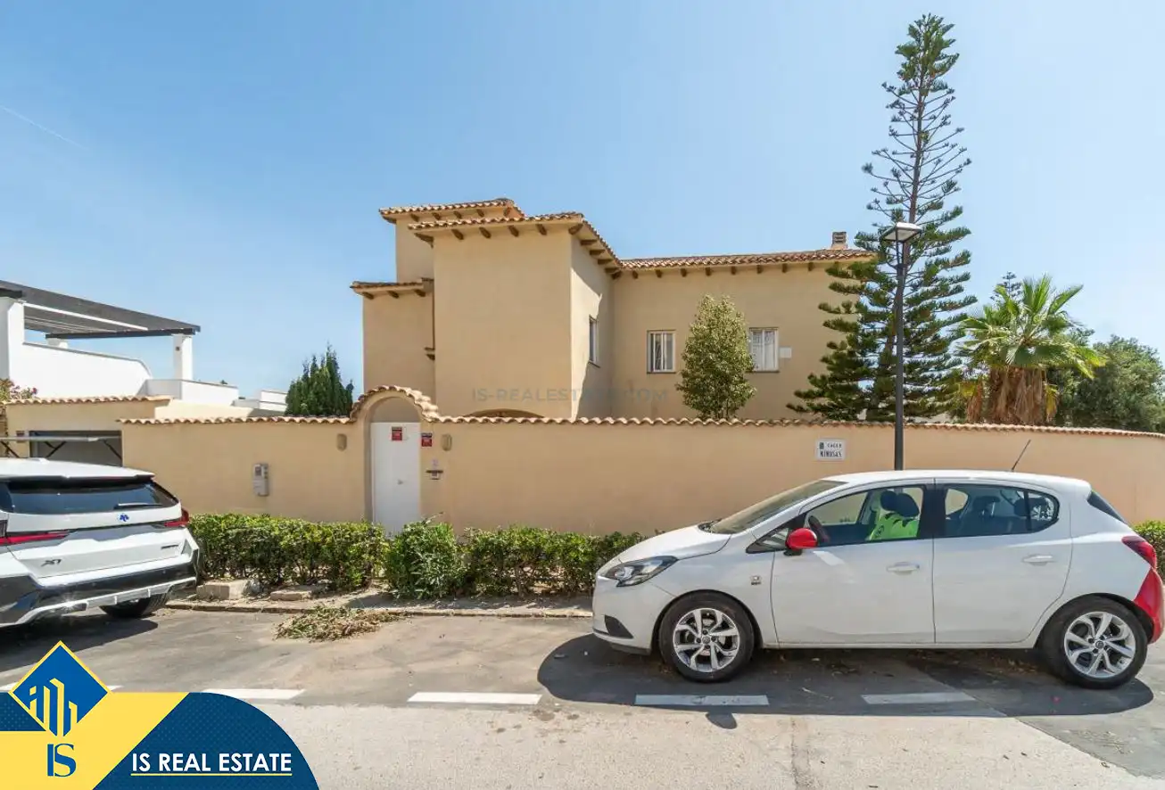 Chalet con terraza en venta en La Mata, imagen 50