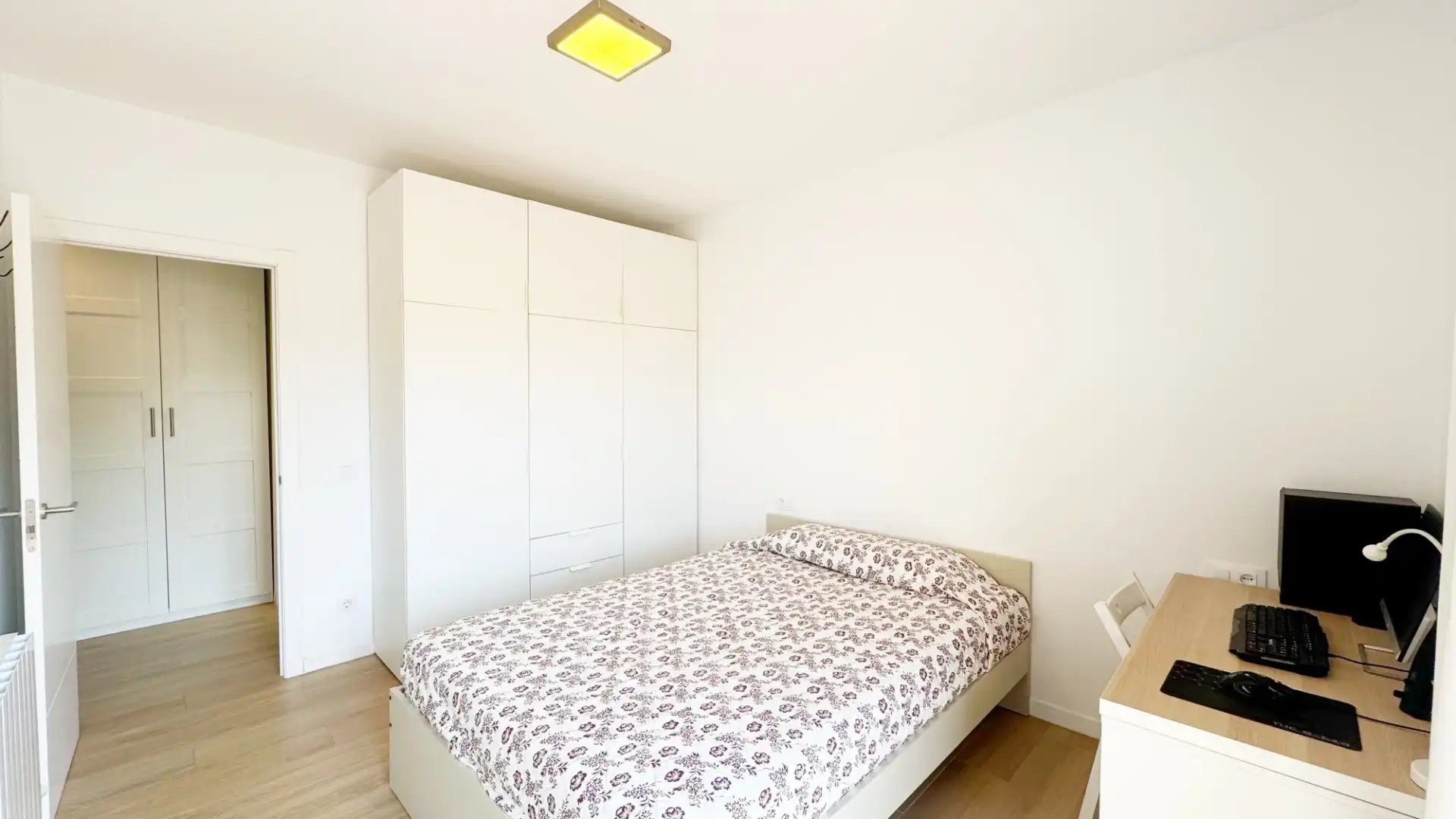 Houses for sale in Carrer Avellaners, Mas Romeu