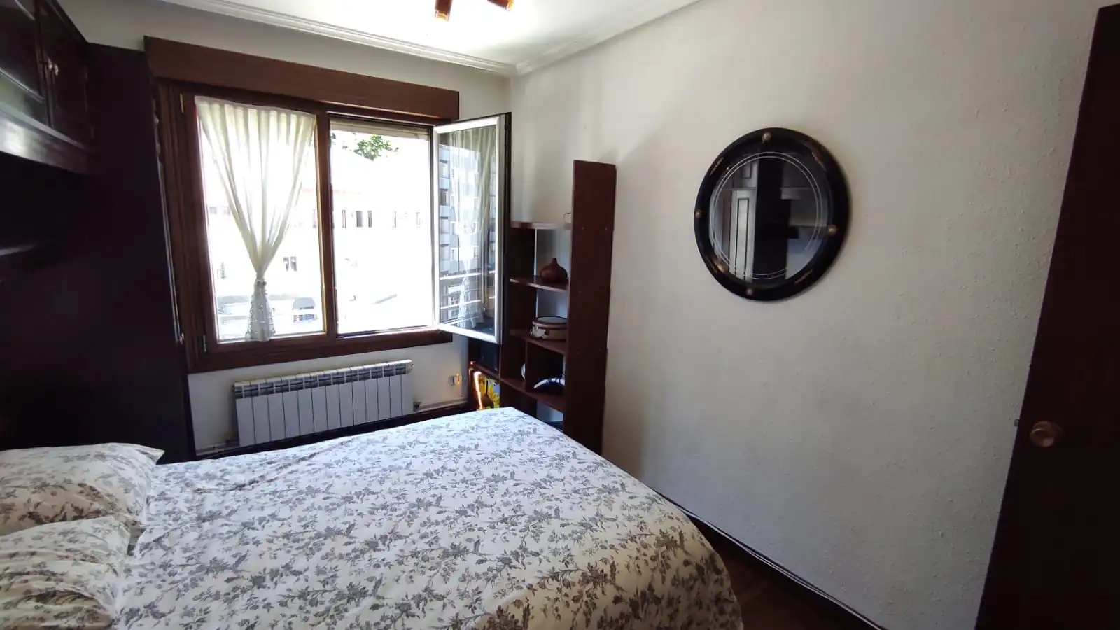 Bedroom of Flat for sale in Ermua  with Furnished and Balcony