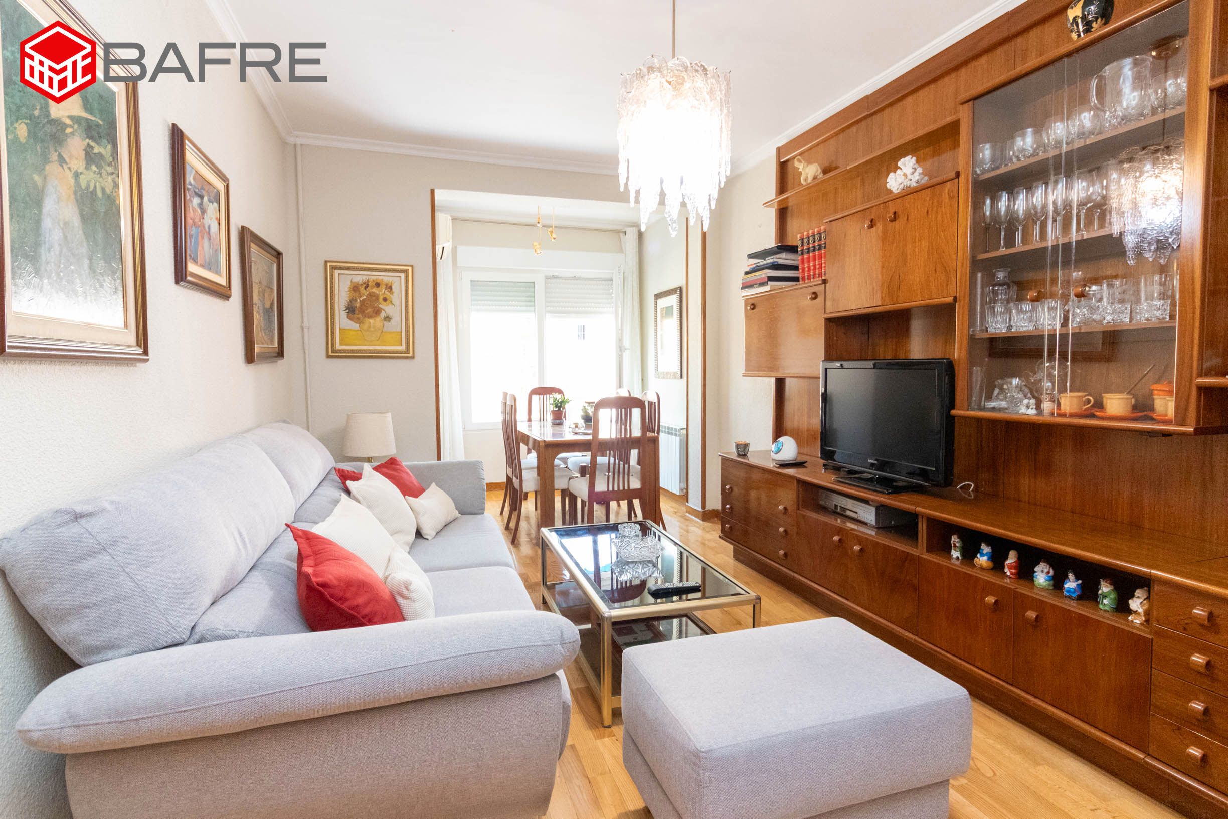 Living room of Flat for sale in  Madrid Capital  with Heating