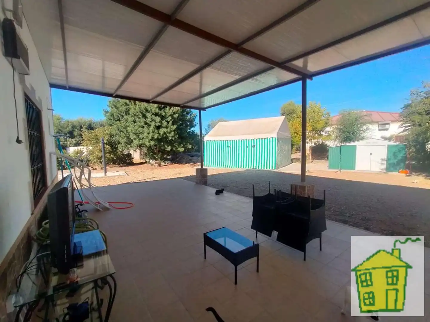 Terraza de Finca rústica en venta en Marmolejo con Jardín privado