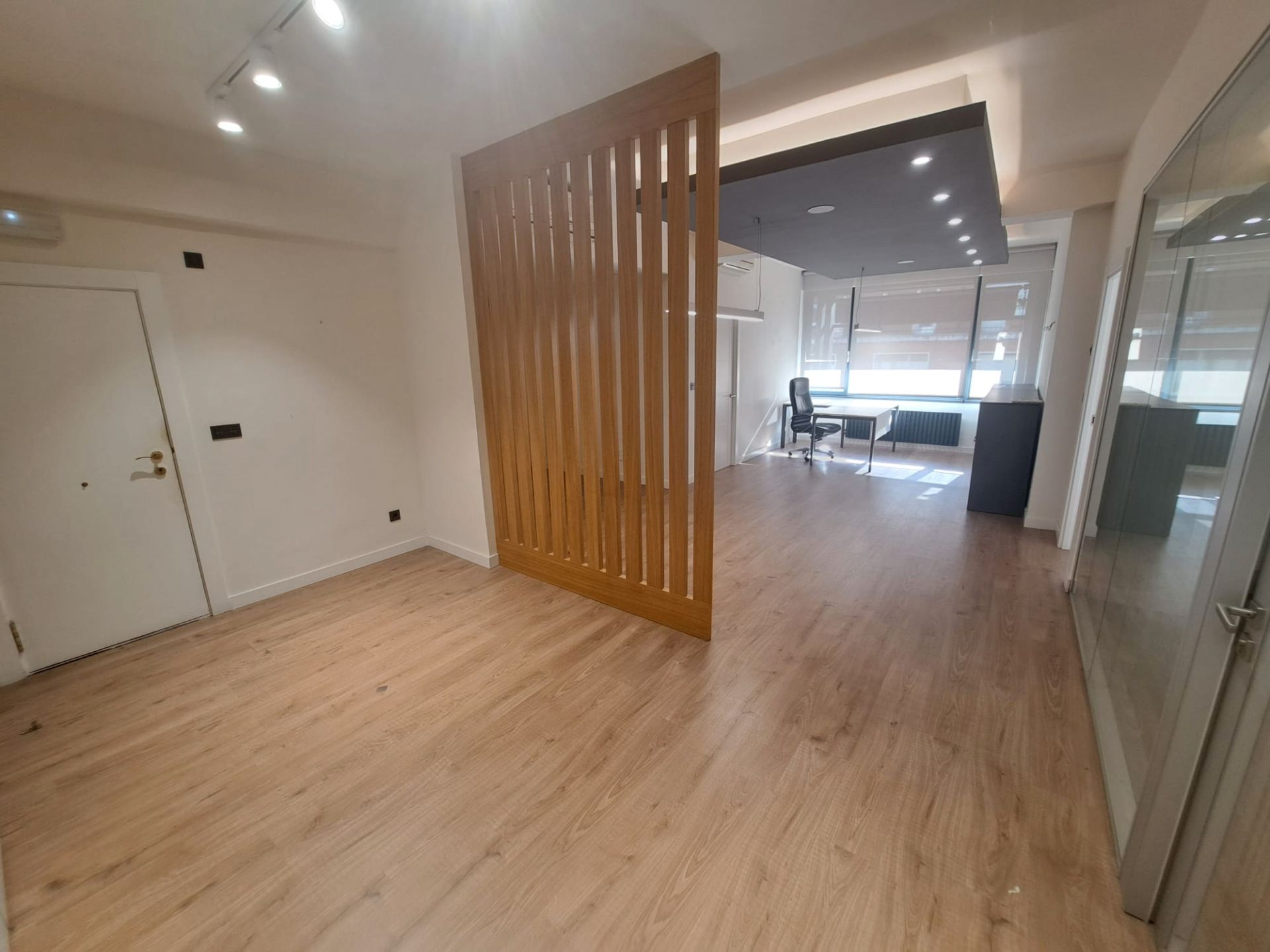 Office for sale in Bilbao   with Air Conditioner, Heating and Internet