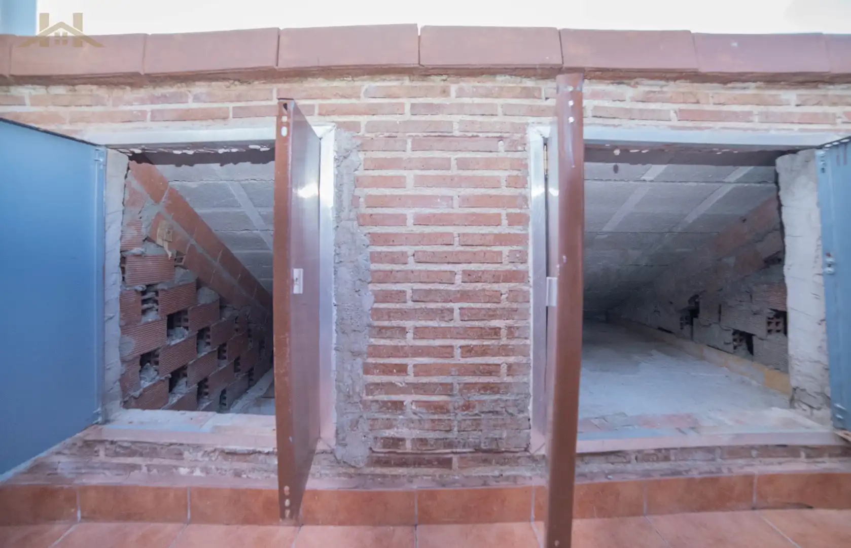 Exterior view of Attic for sale in Sevilla la Nueva  with Air Conditioner and Terrace