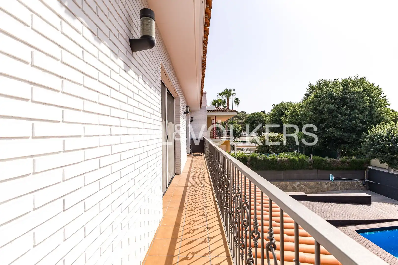 Exterior view of Country homes for sale in Vilanova i la Geltrú  with Air Conditioner, Heating and Private garden