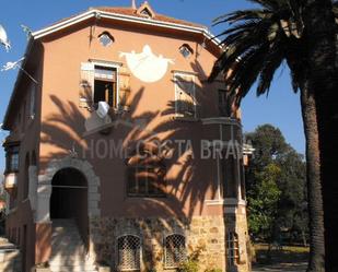 Vista exterior de Casa o xalet en venda en Sant Feliu de Guíxols amb Terrassa i Balcó