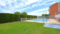 Swimming pool of Single-family semi-detached for sale in  Zaragoza Capital  with Air Conditioner and Terrace