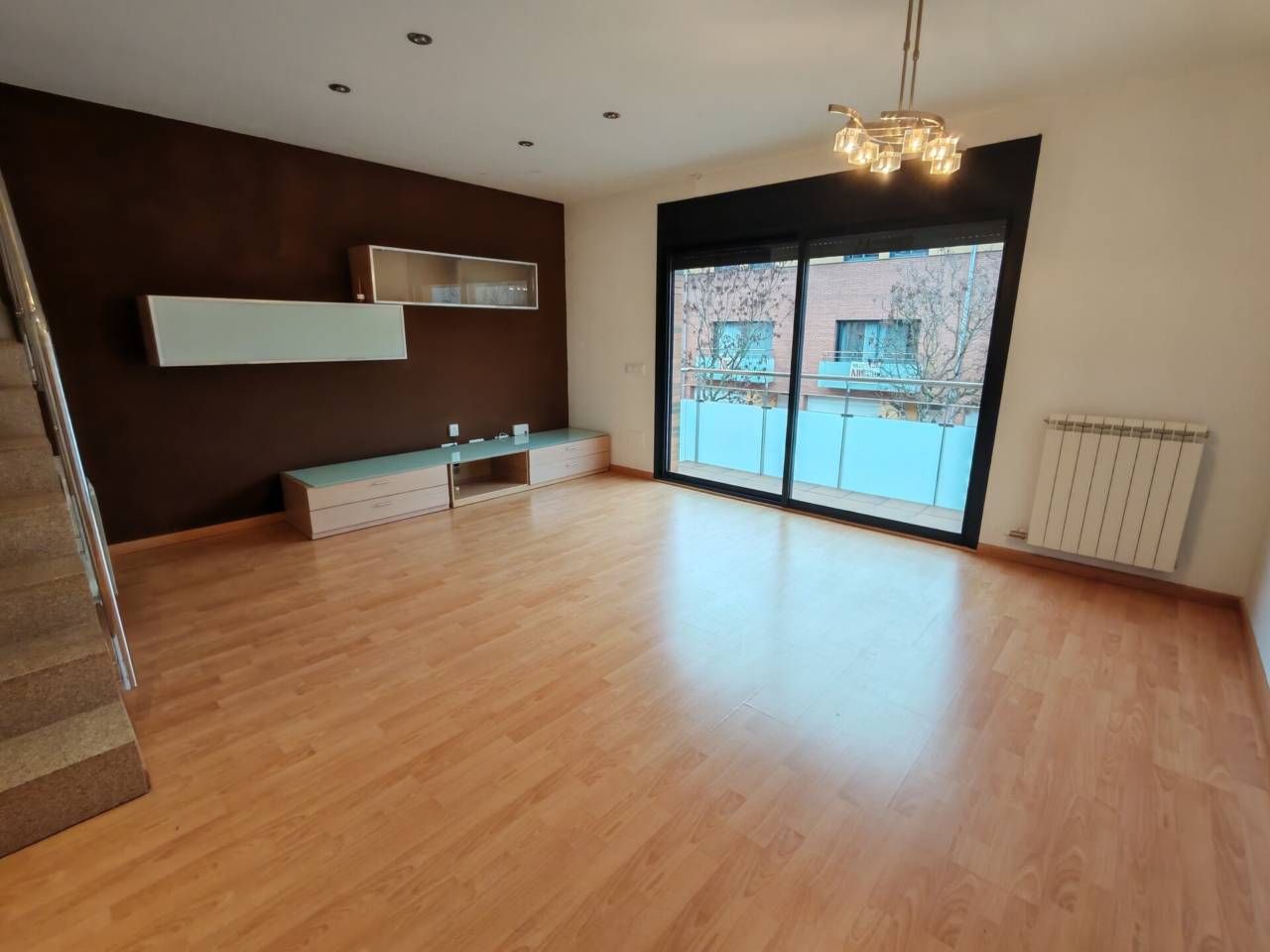 Living room of Single-family semi-detached to rent in Girona Capital  with Air Conditioner, Heating and Private garden