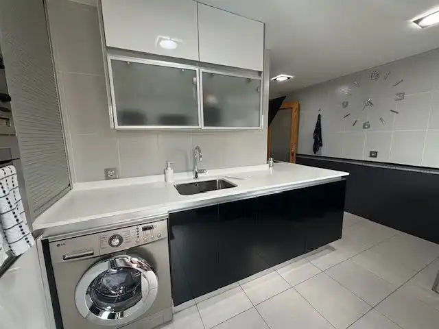 Wohnung zur Miete in Calle del Concejo de Olaz, 17, Mendillorri