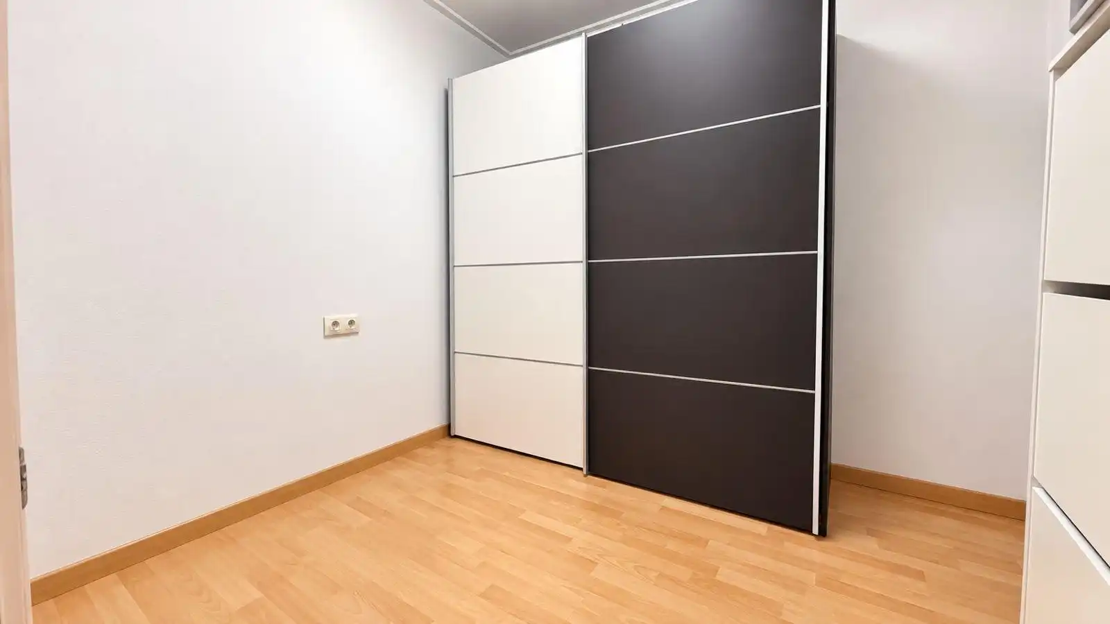 Bedroom of Flat for sale in Elche / Elx  with Air Conditioner, Parquet flooring and Furnished