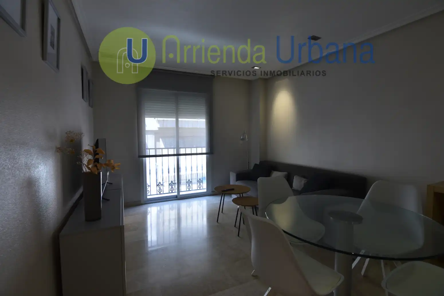 Vista exterior de Piso de alquiler en Elche / Elx con Aire acondicionado, Calefacción y Amueblado