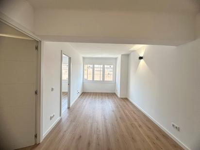 Living room of Flat for sale in  Barcelona Capital  with Air Conditioner