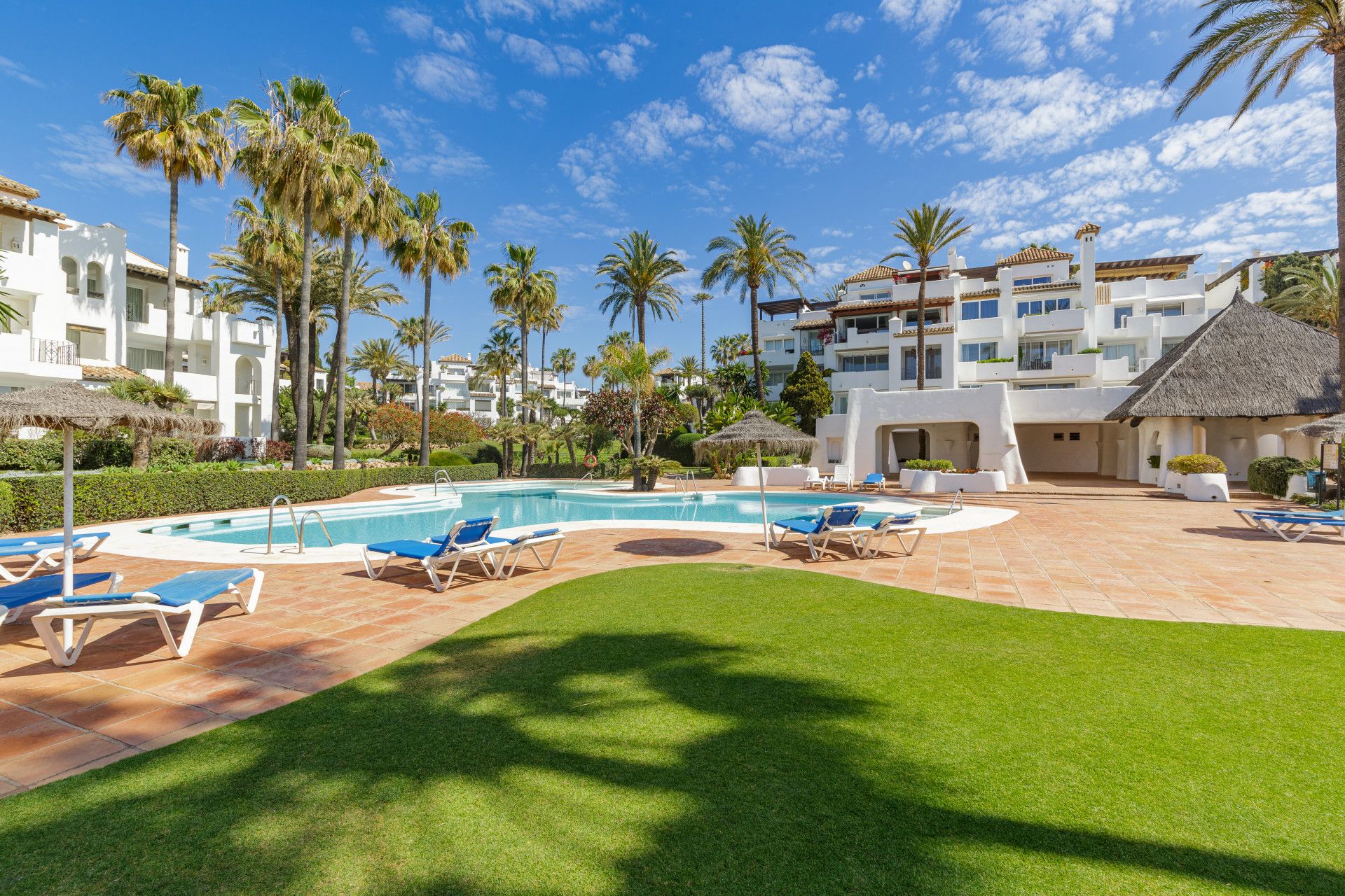 Jardí de Àtic en venda en Estepona amb Aire condicionat, Terrassa i Traster