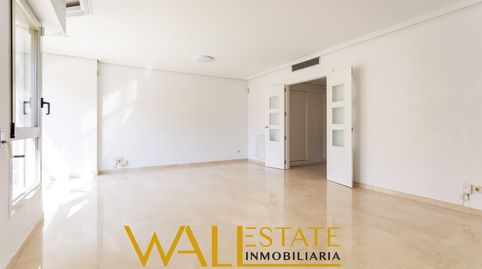 Photo 5 of Flat for sale in Conde Orgaz - Piovera, Madrid Capital