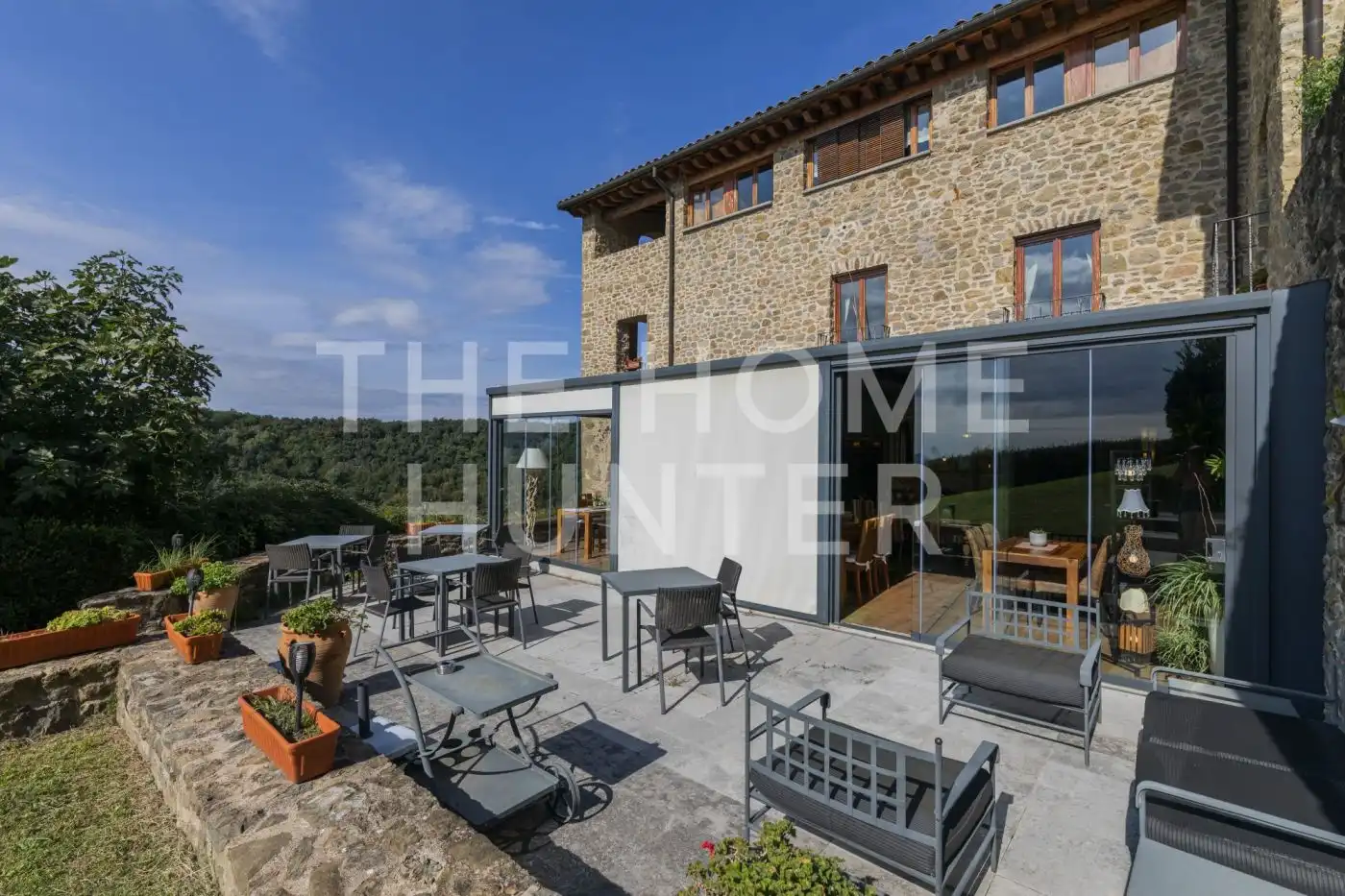 Terrassa de Finca rústica en venda en Sant Aniol de Finestres amb Aire condicionat, Calefacció i Jardí privat