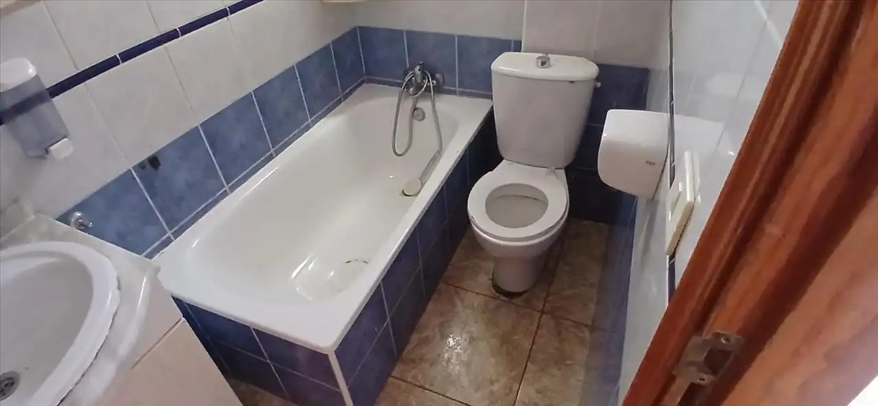 Bany de Pis en venda en Arona amb Terrassa
