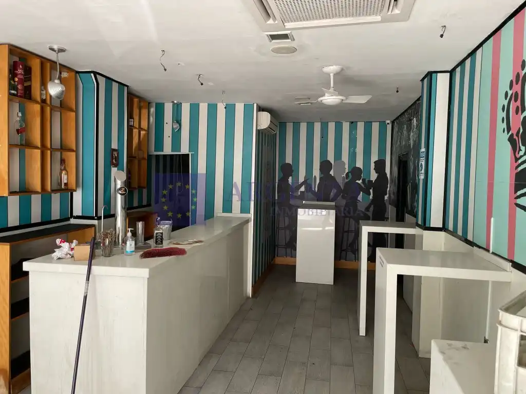 Local comercial en venda a Plaza Bruselas, imagen 2