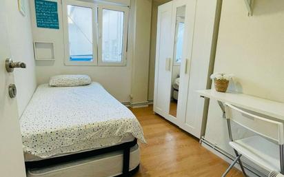 Bedroom of Flat to share in Santander  with Air Conditioner, Heating and Terrace