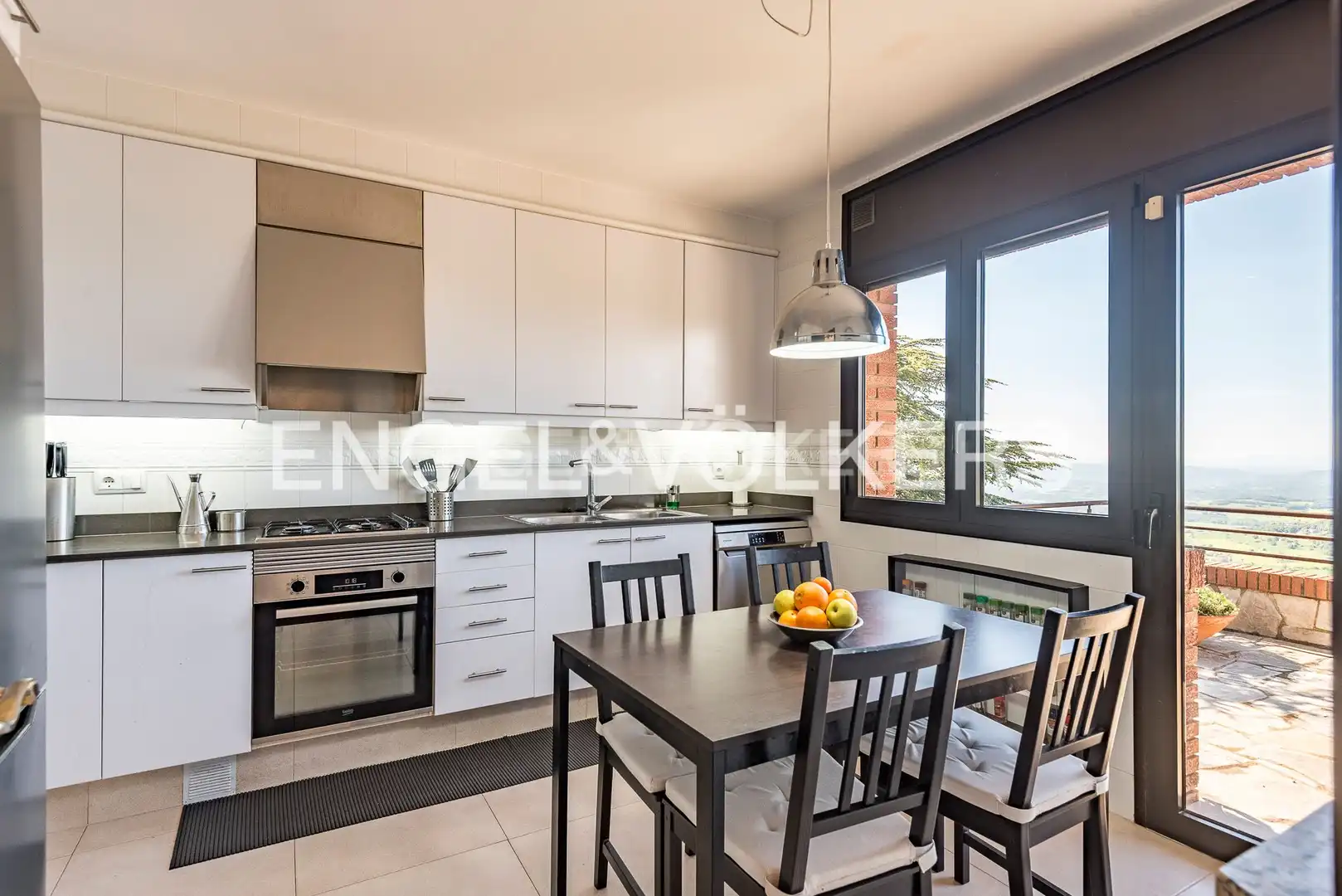 Cocina de Casa o chalet en venta en Berga con Calefacción, Jardín privado y Terraza