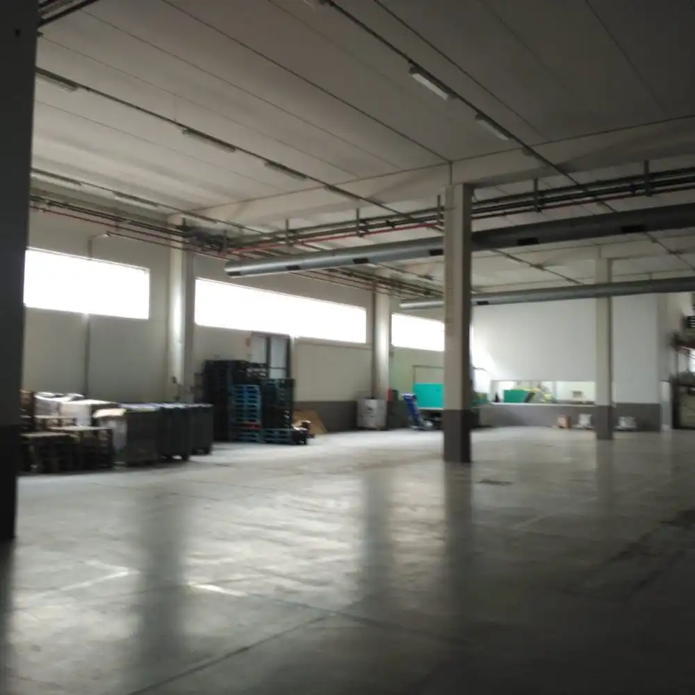 Fabrikhallen zur Miete in Granollers