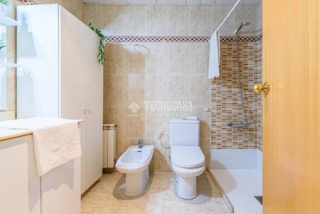 Piso en Venta en Carrer Violant d'Hongria en Sant Pere i Sant Pau