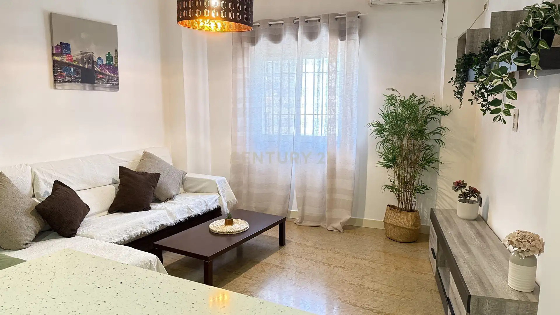 Sala d'estar de Apartament en venda en Ogíjares