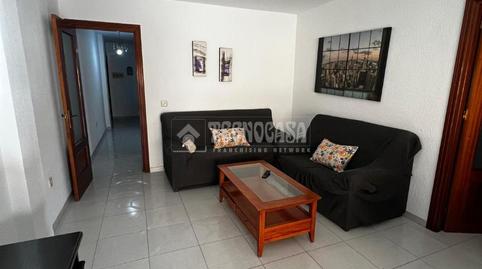 Foto 3 de Piso de alquiler en Playa de Garrucha, Almería