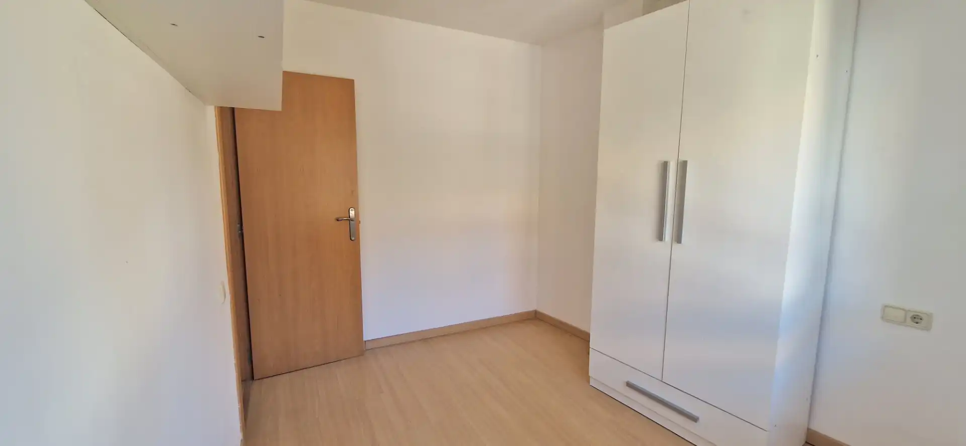 Bedroom of Flat for rent in Rosselló  with Air Conditioner, Heating and Parquet flooring