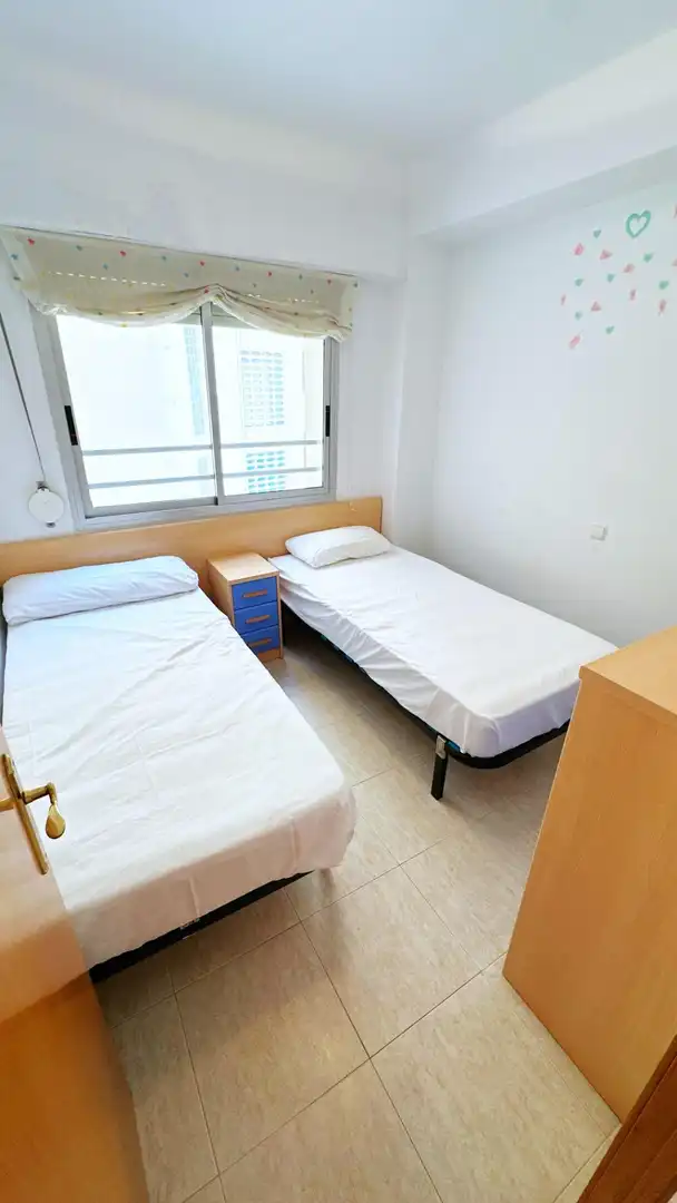 Habitación de Apartamento en venta en Gandia con Amueblado, Balcón y Piscina comunitaria
