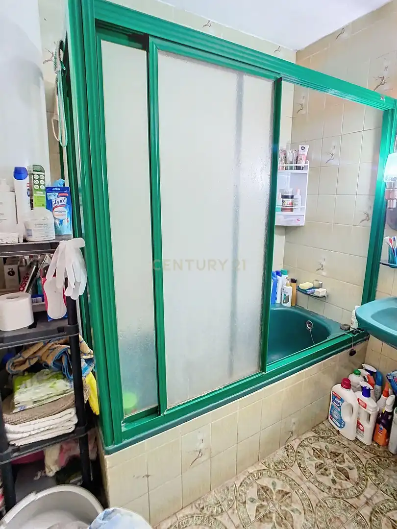 Bathroom of Houses for sale in Fuengirola  with Air Conditioner and Balcony