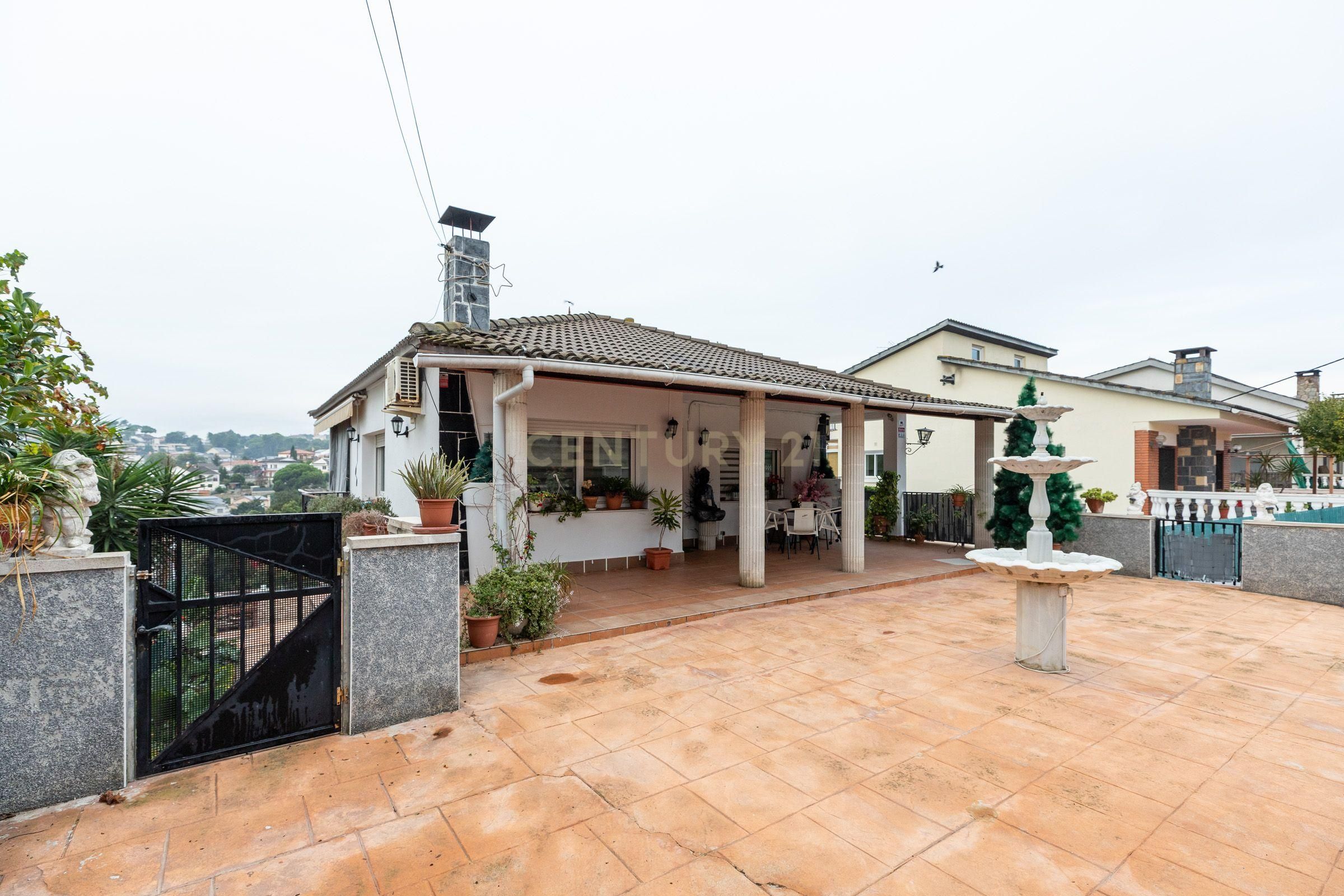 Vista exterior de Casa o chalet en venta en Lliçà d'Amunt