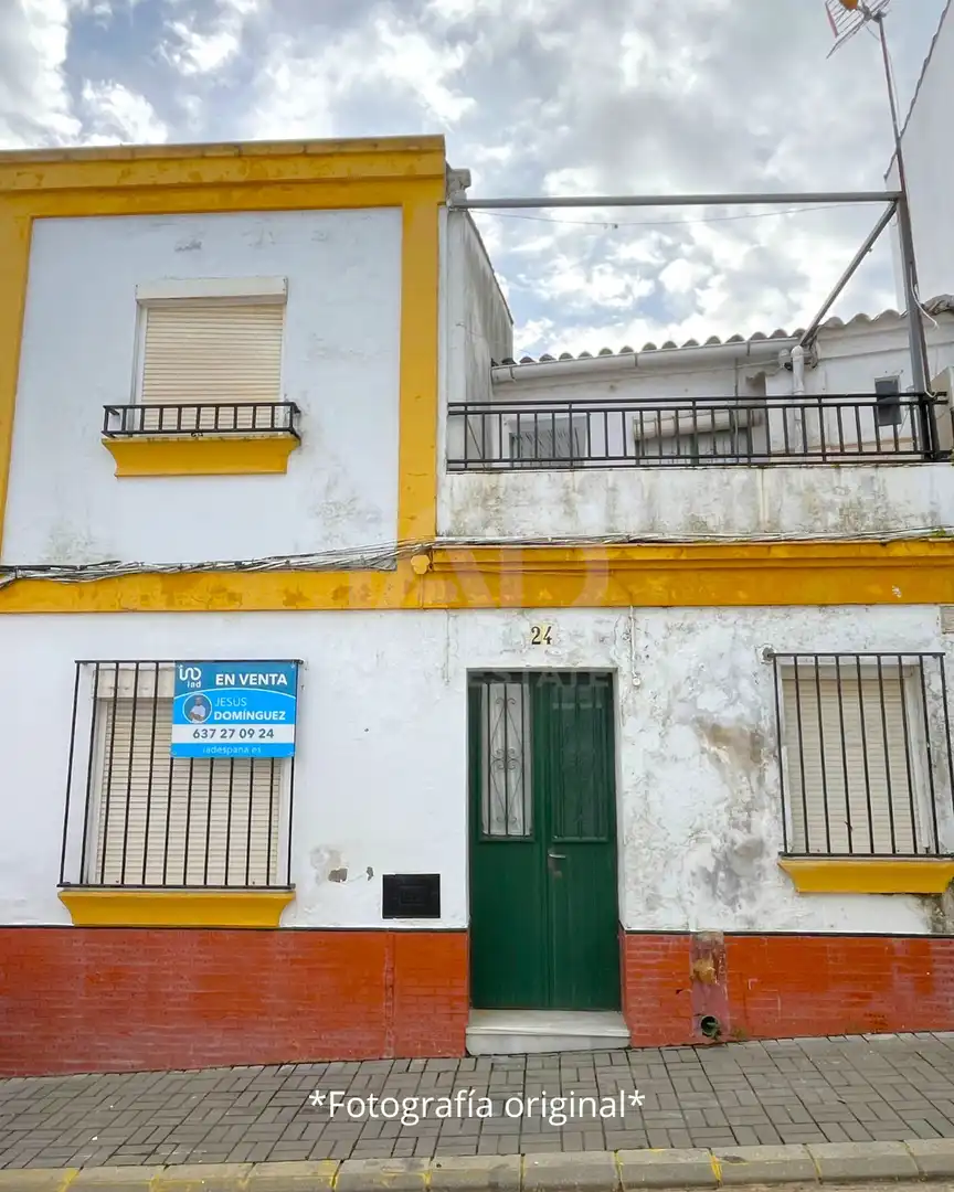 Exterior view of Detached homes for sale in Cortegana  with Terrace