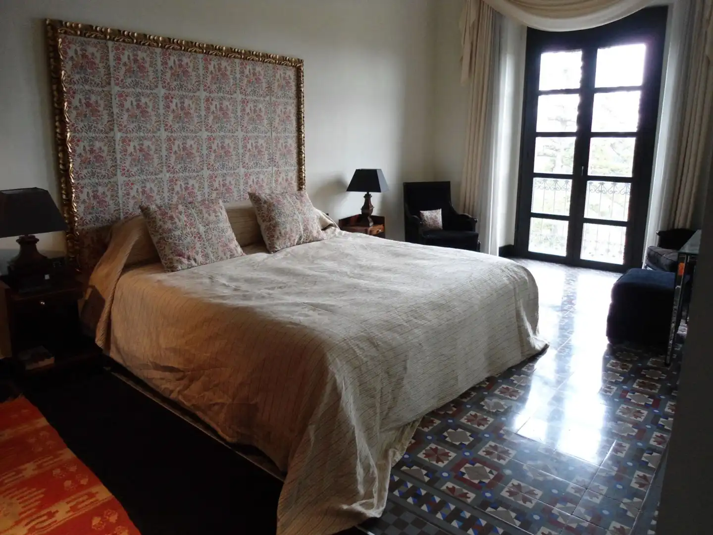 Schlafzimmer von Wohnungen zur Miete in Málaga mit Möbliert und Balkon
