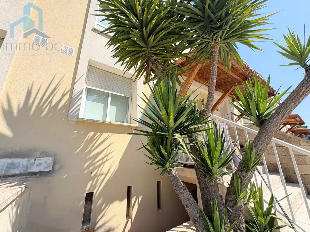 Außenansicht von Einfamilien-Reihenhaus zum Verkauf in Tarragona