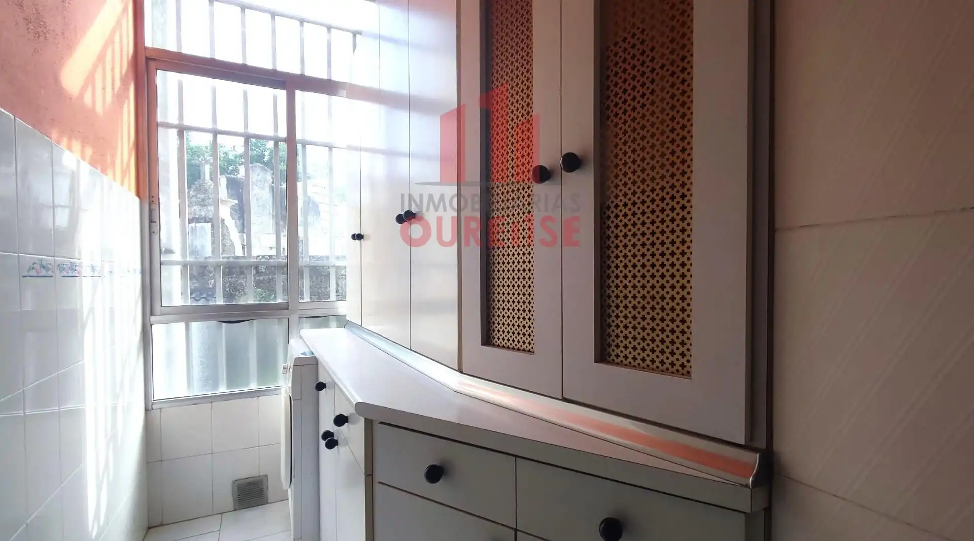 Habitación de Piso de alquiler en Ourense Capital  con Amueblado