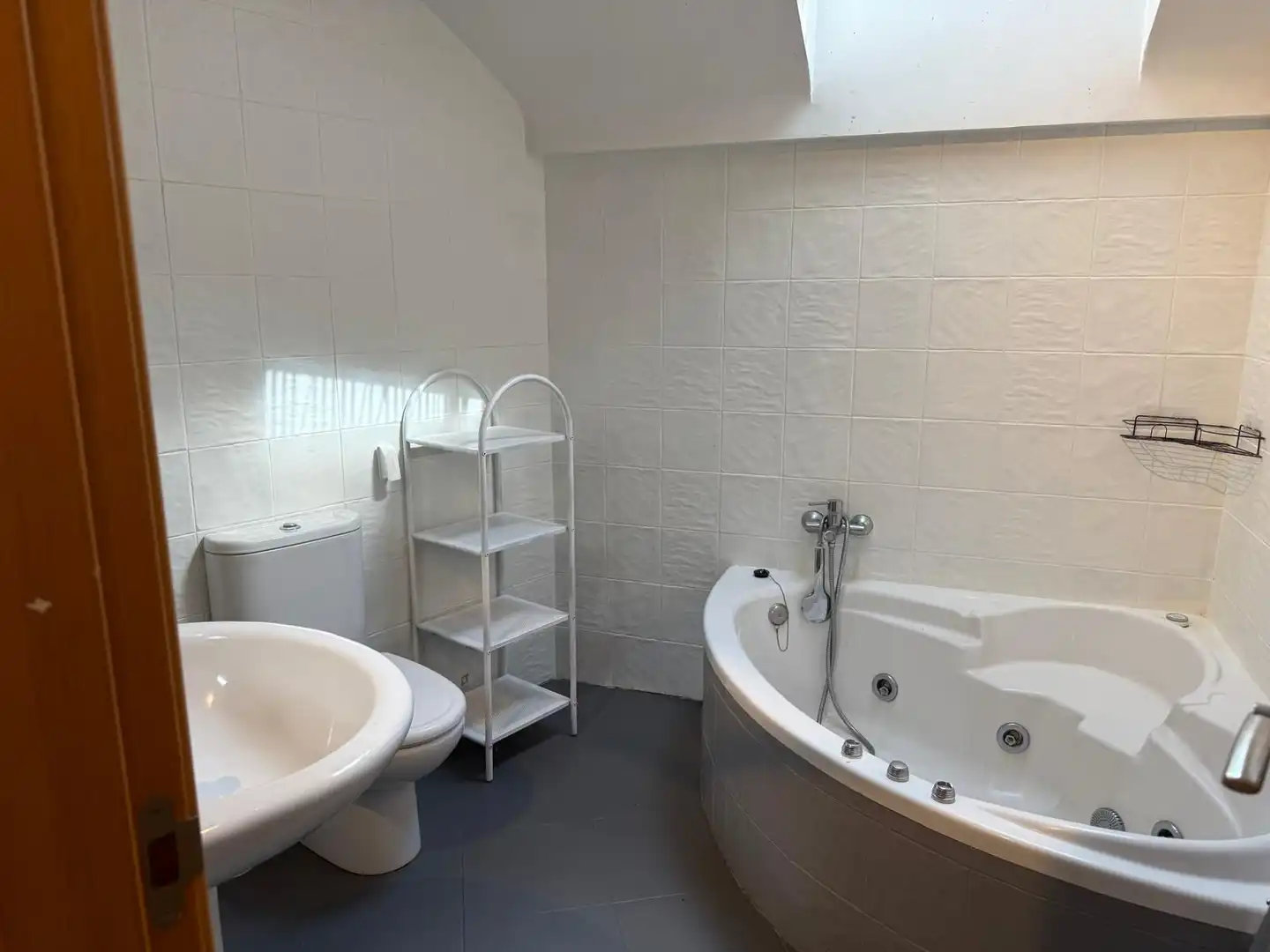 Badezimmer von Haus oder Chalet zur Miete in Arroyo de la Encomienda mit Heizung, Abstellraum und Möbliert
