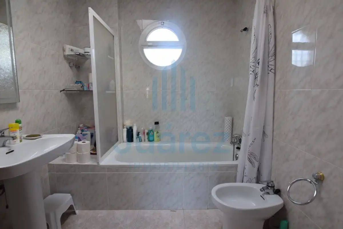 Bathroom of Houses for sale in Mutxamel  with Air Conditioner, Heating and Parquet flooring