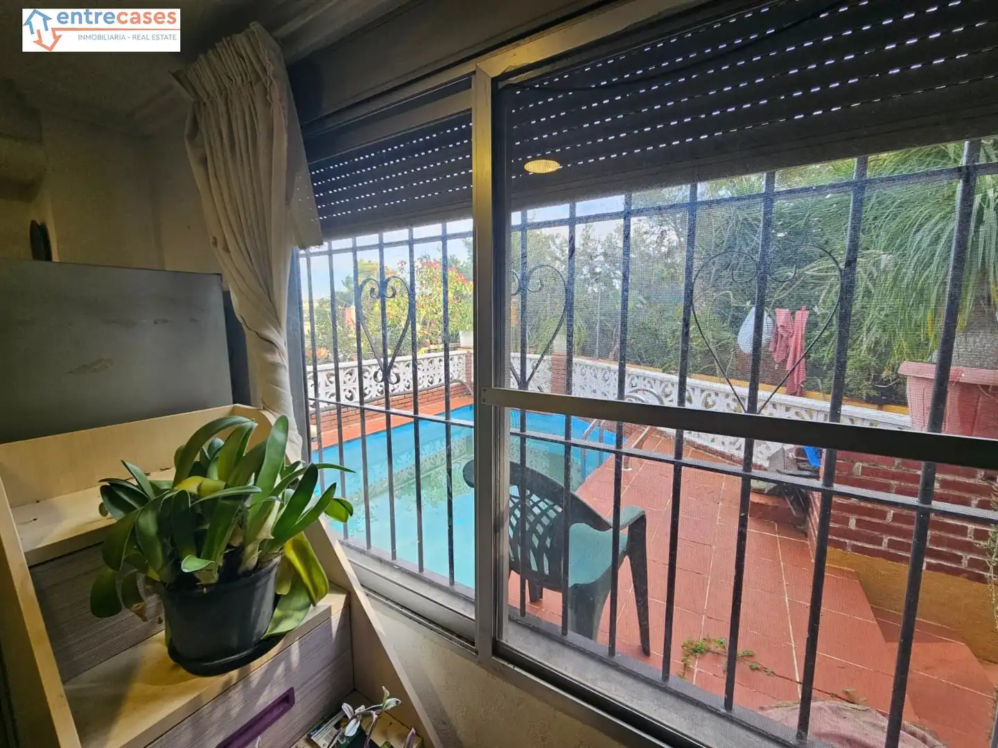 Piscina de Casa o xalet en venda en Sagunto / Sagunt amb Terrassa, Traster i Piscina