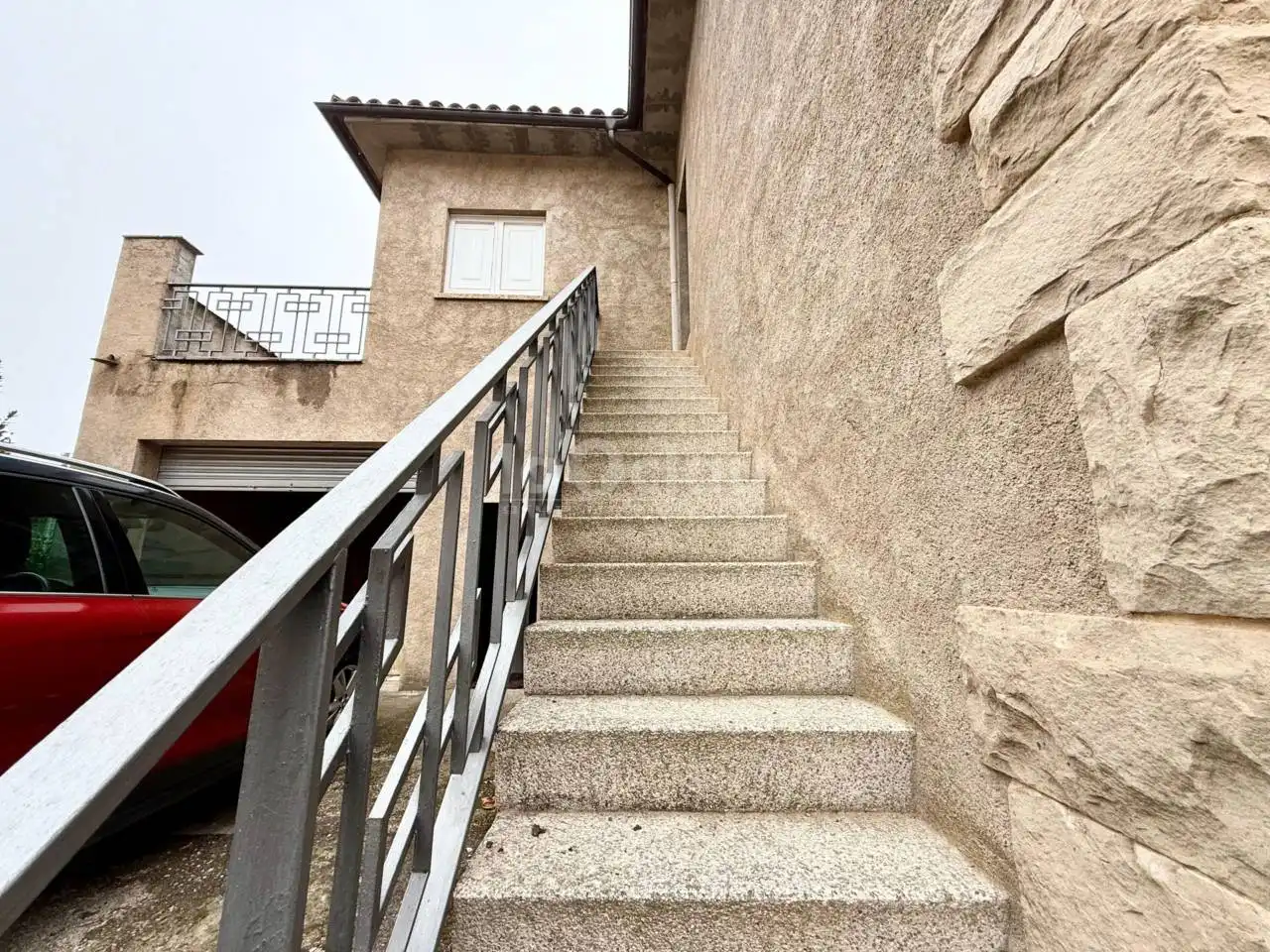 Vista exterior de Casa o xalet en venda en L'Estany amb Calefacció i Terrassa