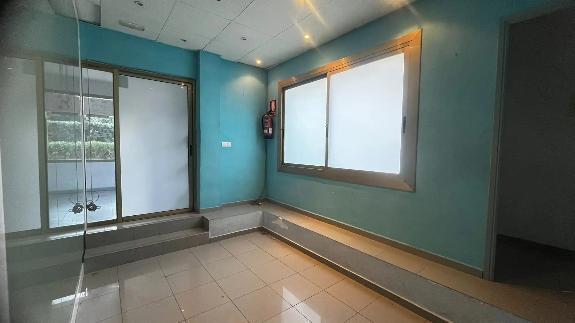 Office for rent in Salou  with Air Conditioner and Heating