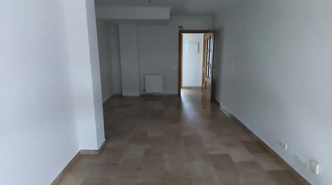 Foto 4 de Planta baja de alquiler en La Serreta, Barcelona