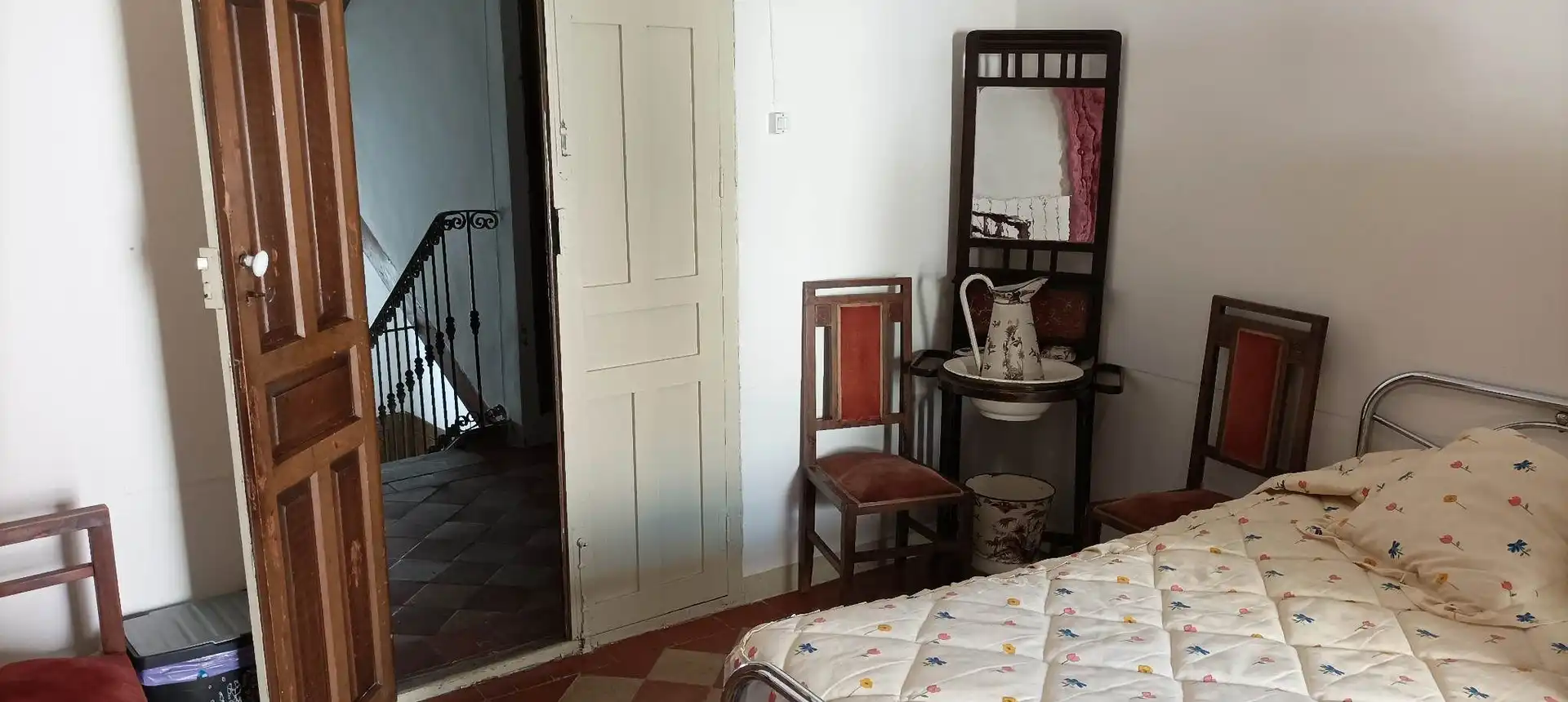 Dormitori de Casa o xalet en venda en Cuenca amb Calefacció i Balcó