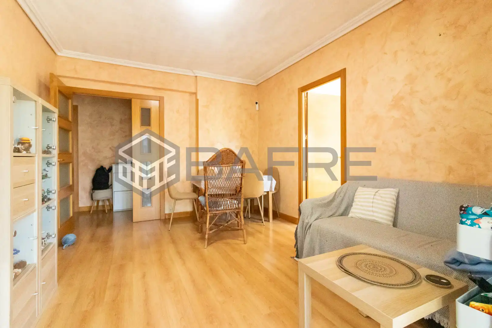 Vista exterior de Piso en venta en  Madrid Capital con Calefacción, Parquet y Terraza