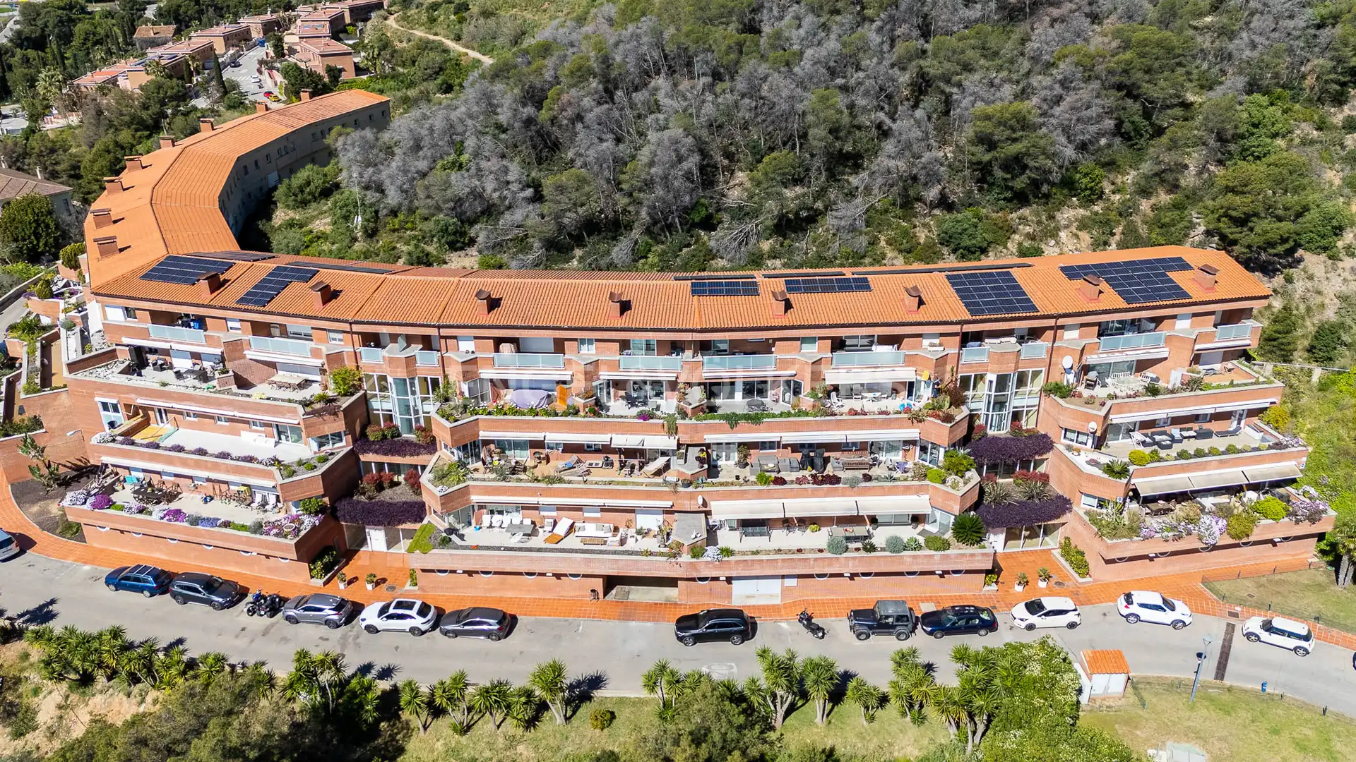 Außenansicht von Maisonette zum Verkauf in Sitges mit Klimaanlage, Heizung und Terrasse